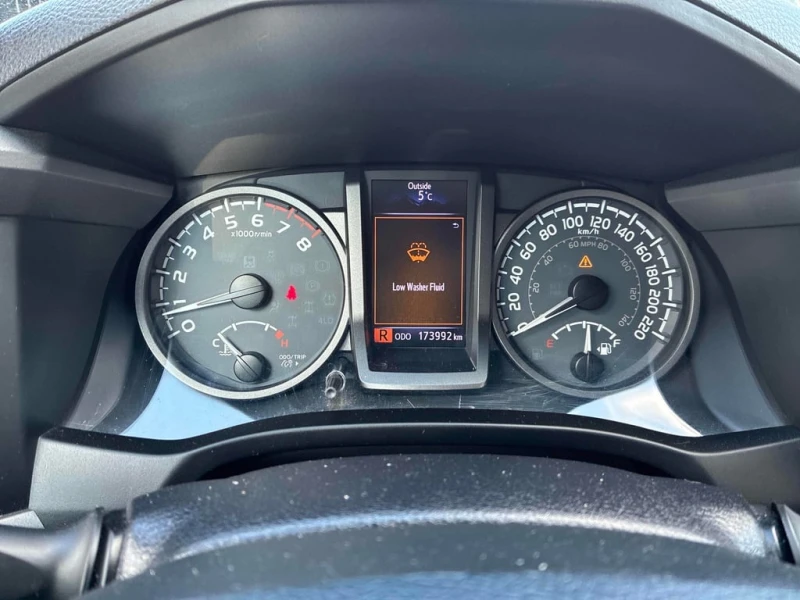 Toyota Tacoma * 4WD Double Cab V6 * CARFAX * БЕЗ ПЪРВОНАЧАЛНА ВН, снимка 8 - Автомобили и джипове - 52613991