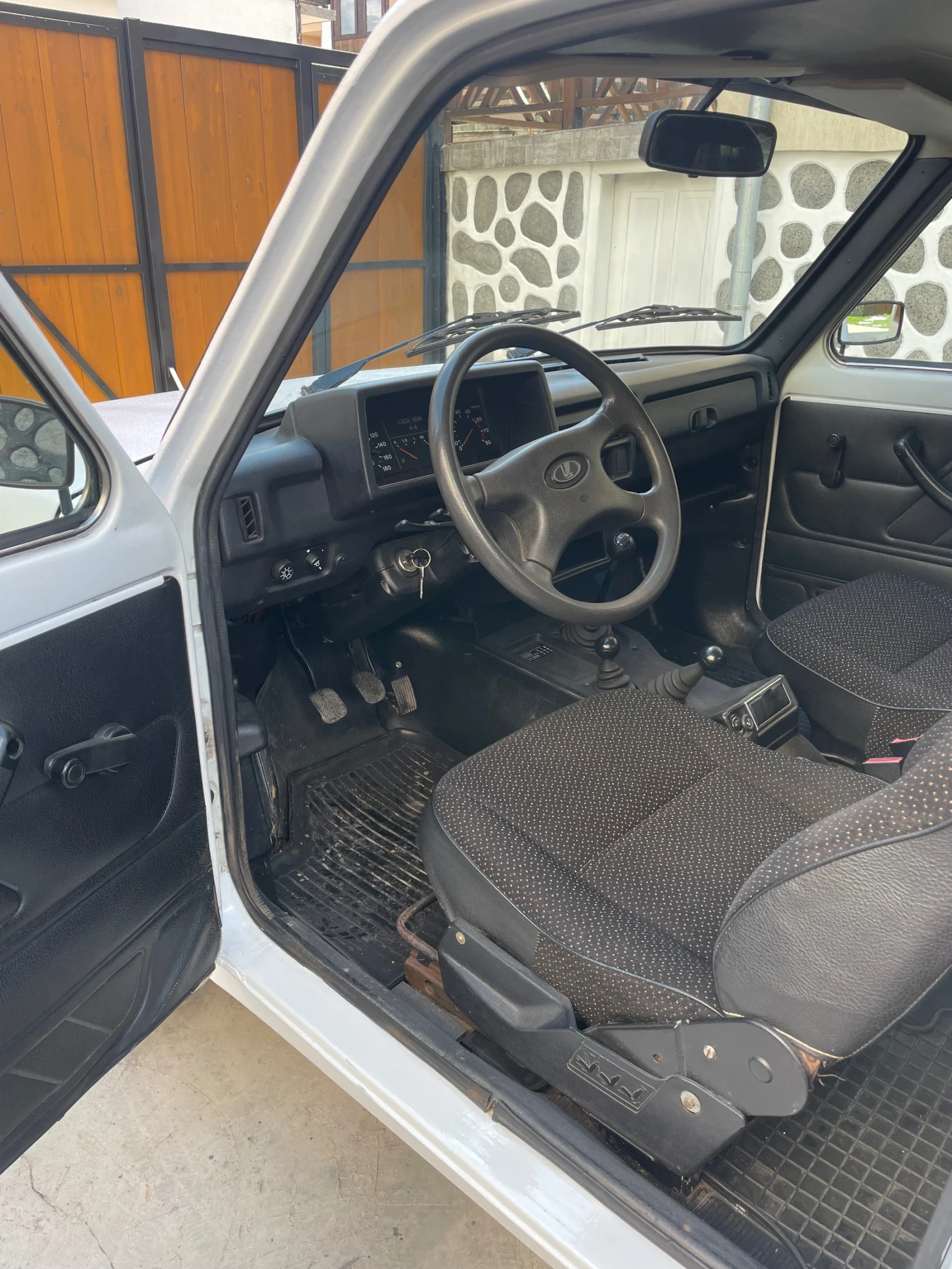 Lada Niva 1.7i - изображение 8