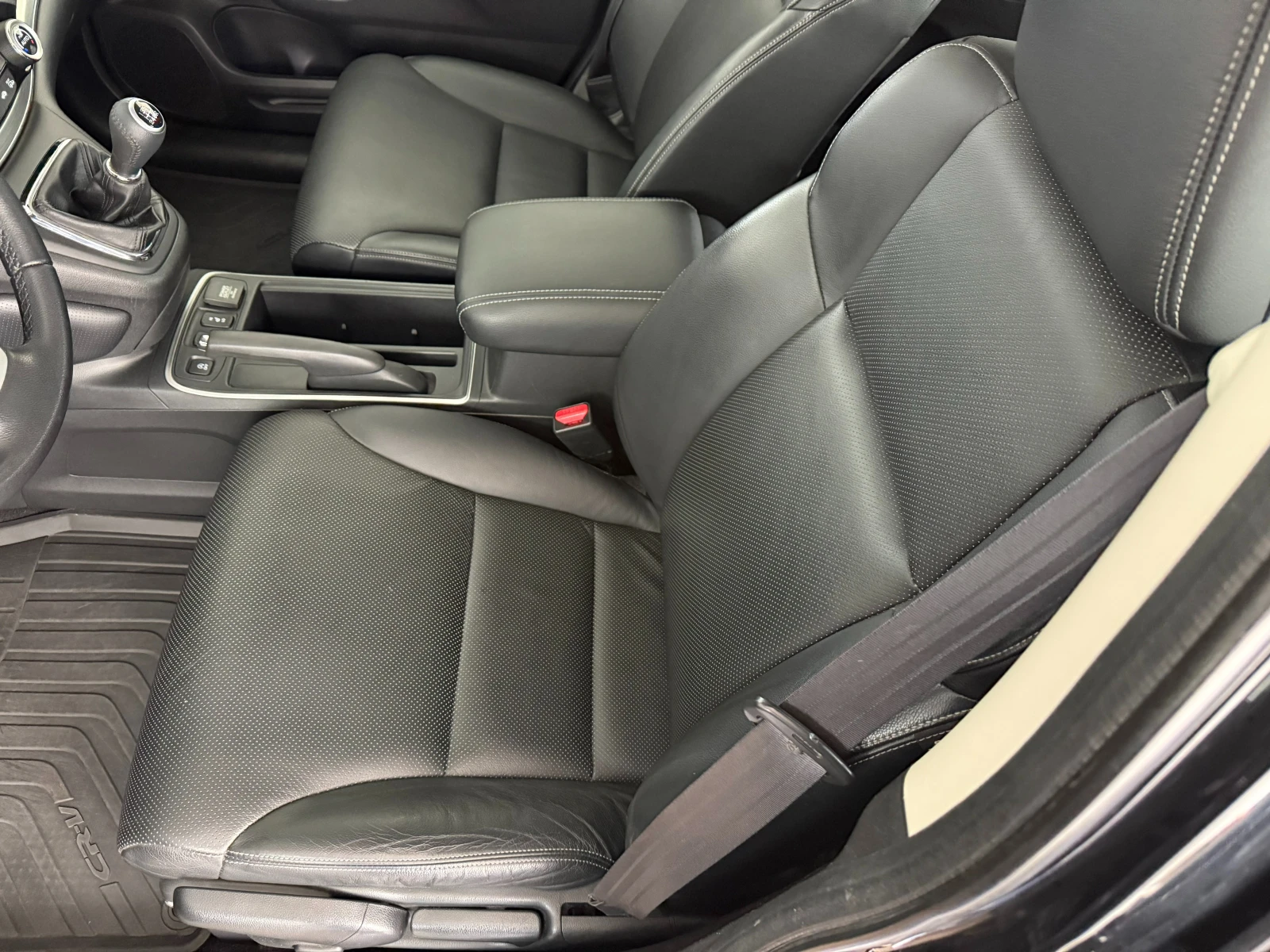 Honda Cr-v 2.0i* 4x4* СЕРВИЗНА КНИЖКА С ПЪЛНА ИСТОРИЯ В ХОНДА - изображение 8