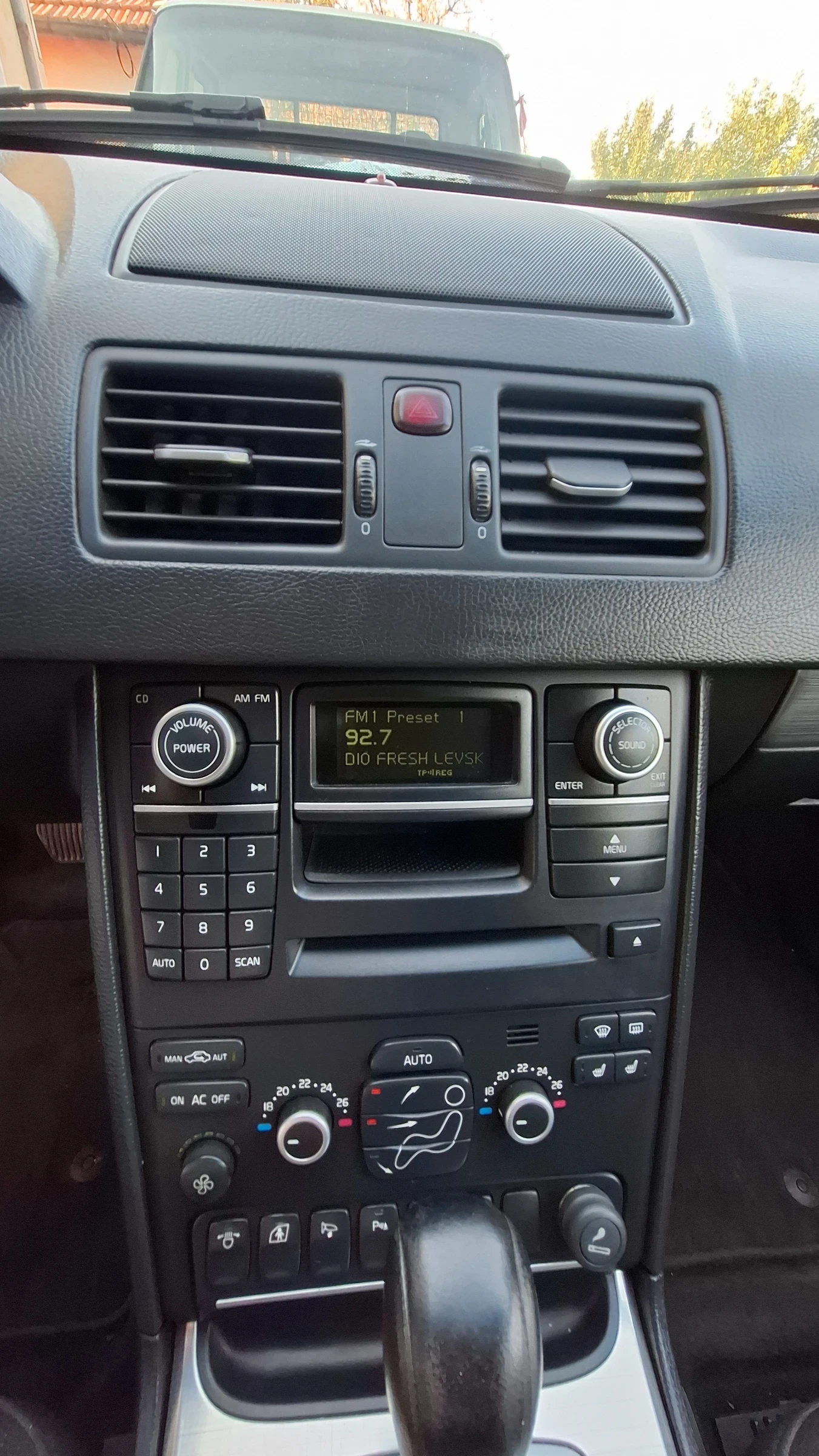 Volvo Xc90  - изображение 9