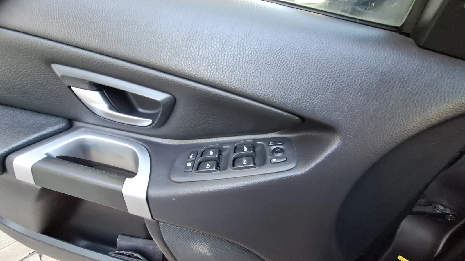 Volvo Xc90, снимка 15 - Автомобили и джипове - 53730481