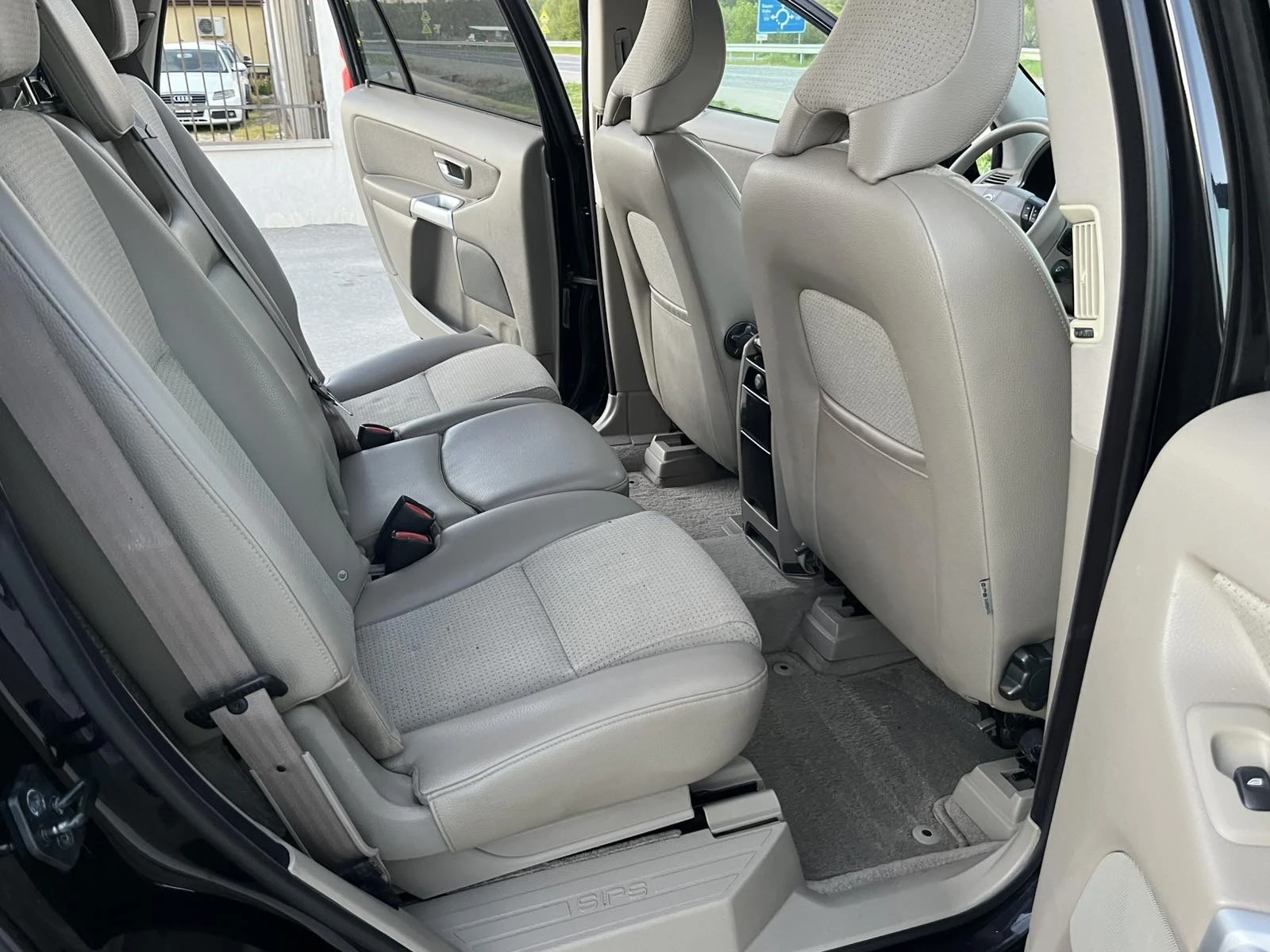 Volvo Xc90 2.4COMMON RAIL 163�� 6�������� ��������� ����� | Mobile.bg � ����������� 10