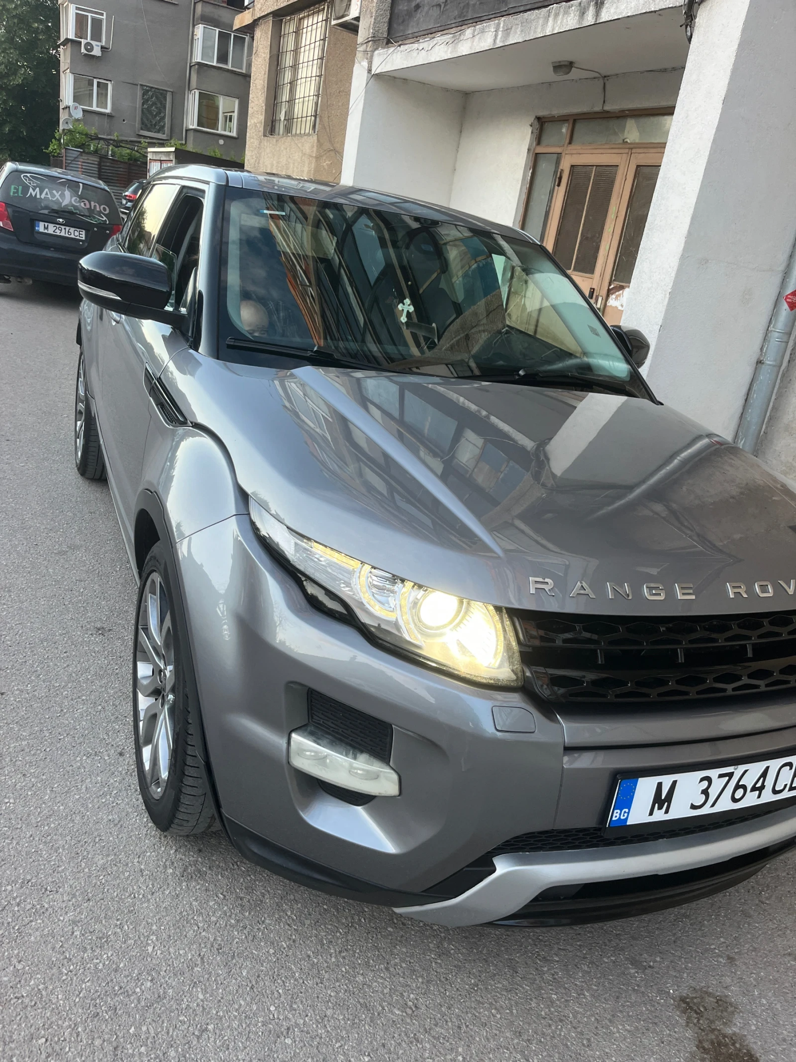 Land Rover Range Rover Evoque 2.2d 150к.с, снимка 2 - Автомобили и джипове - 54602302