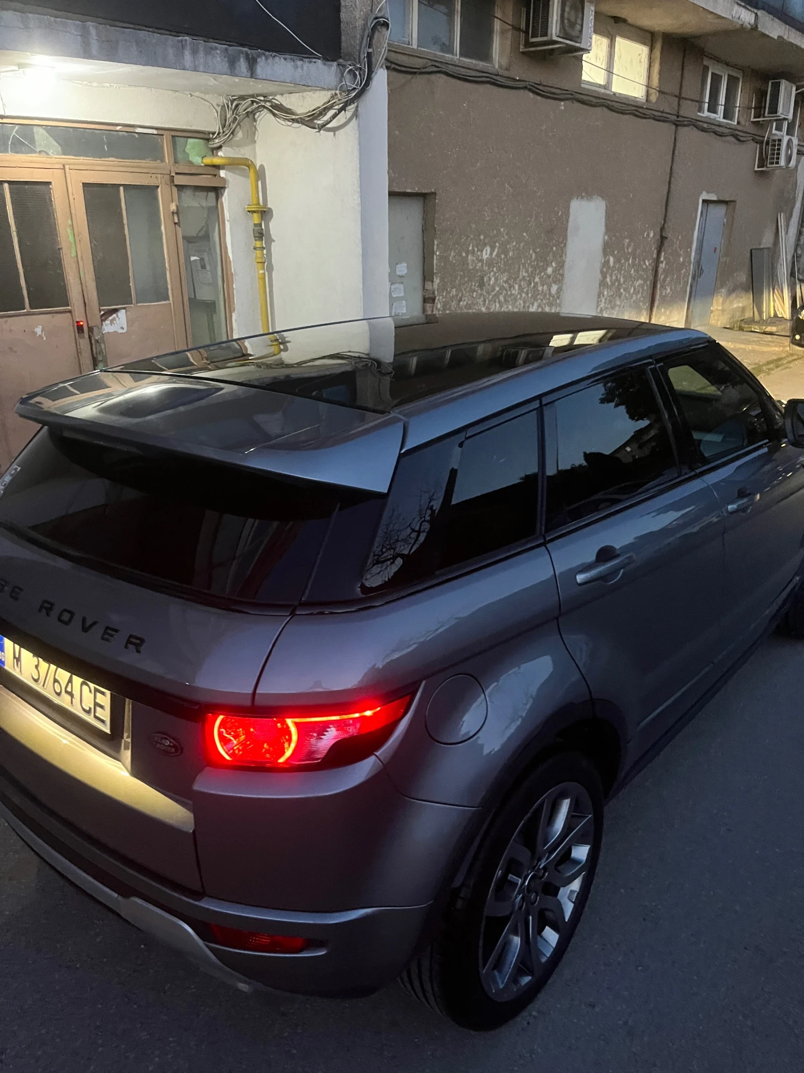 Land Rover Range Rover Evoque 2.2d 150к.с, снимка 5 - Автомобили и джипове - 54602302