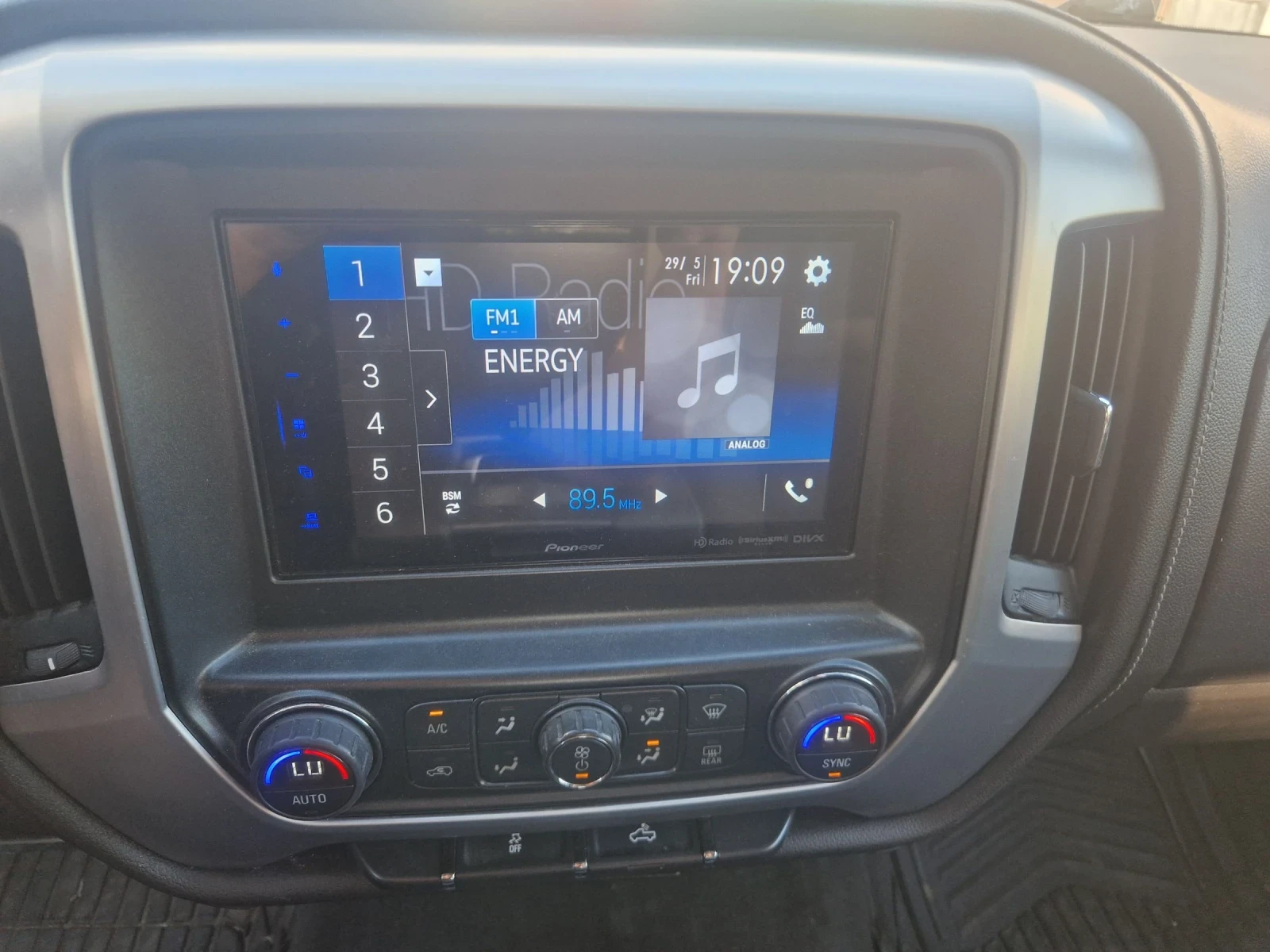 Gmc Sierra 5.3, снимка 4 - Автомобили и джипове - 54714449