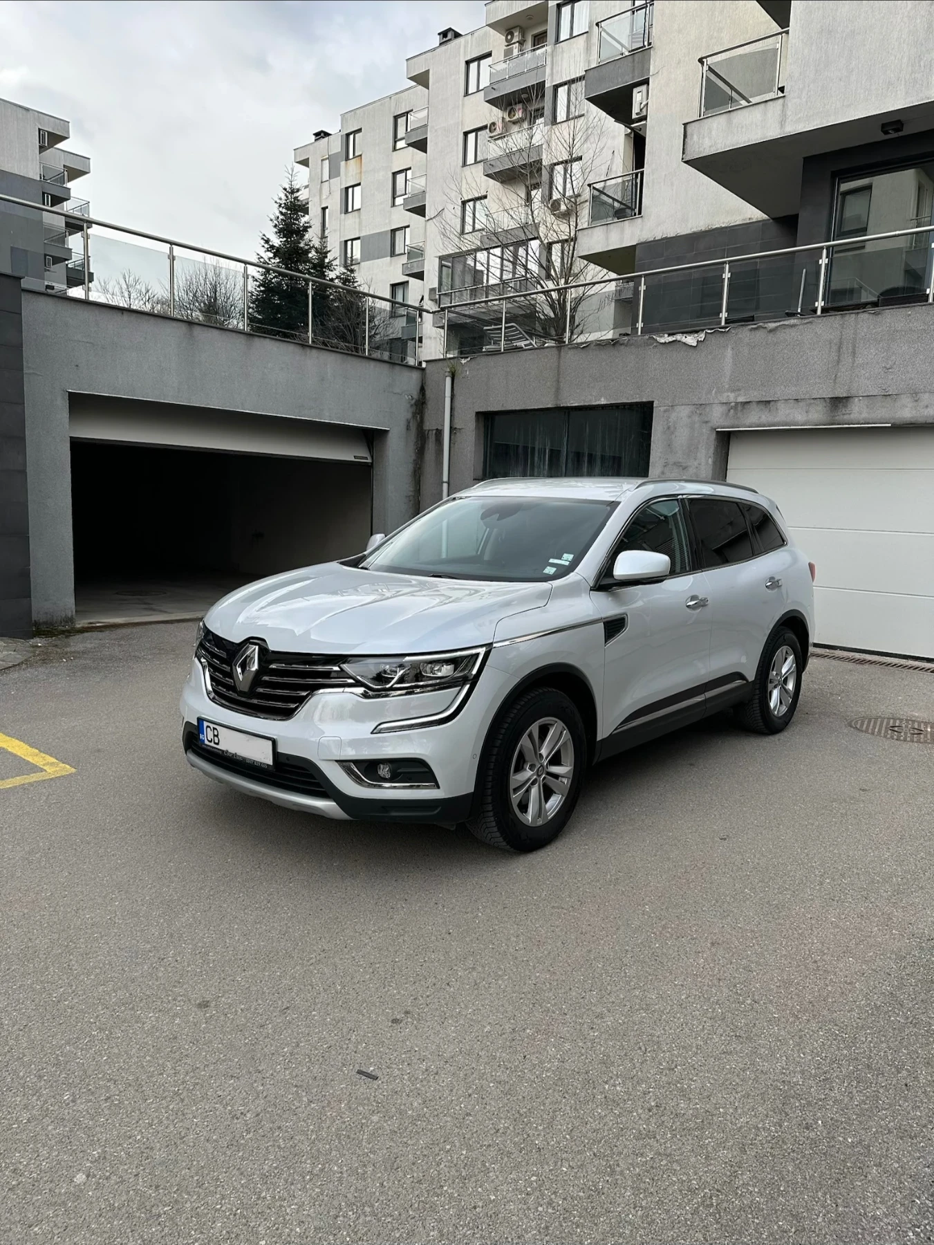 Renault Koleos AWD, снимка 6 - Автомобили и джипове - 55002023