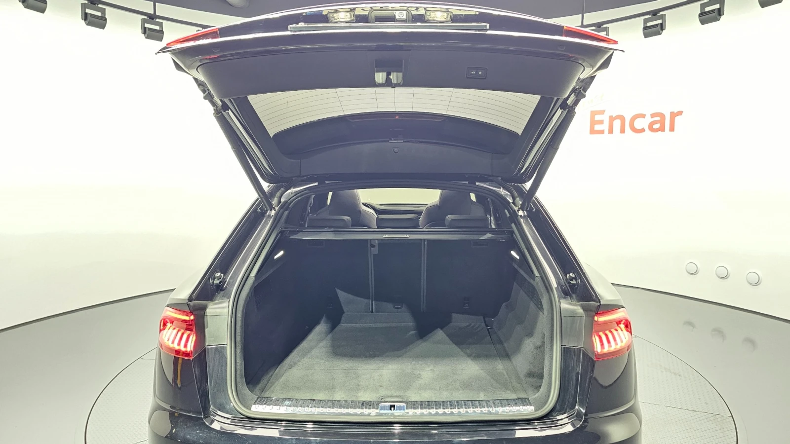 Audi Q8 50* TDI* Quattro* HeadUP* Pano* , снимка 6 - Автомобили и джипове - 55263049
