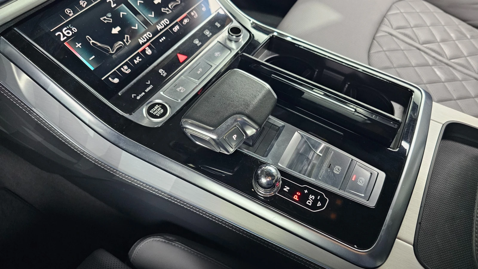 Audi Q8 50* TDI* Quattro* HeadUP* Pano* , снимка 11 - Автомобили и джипове - 55263049