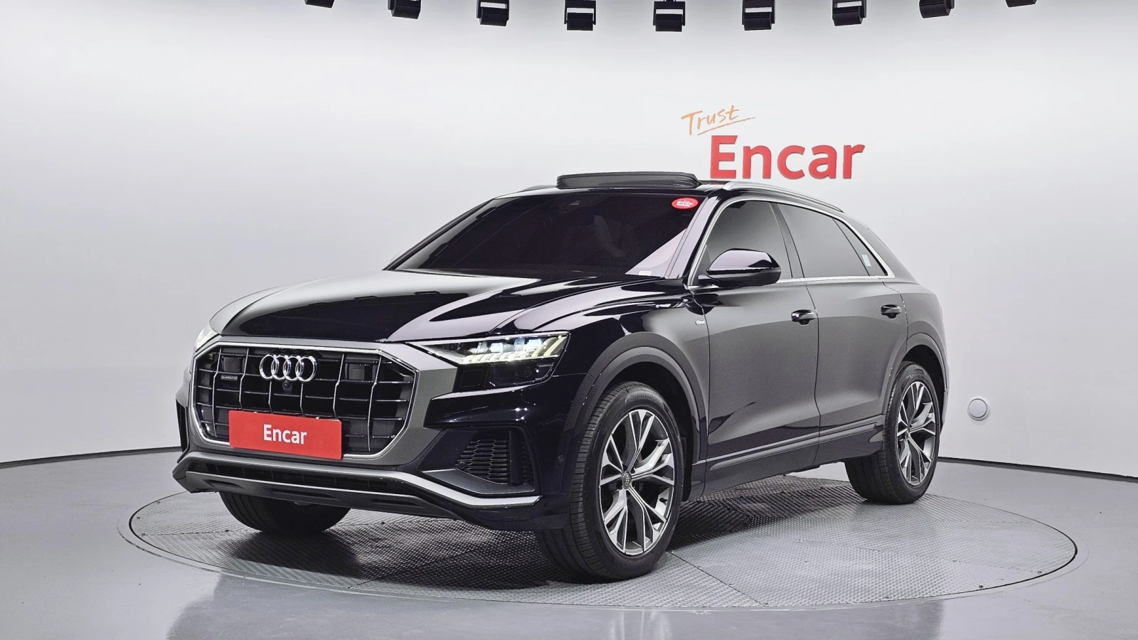 Audi Q8 50* TDI* Quattro* HeadUP* Pano* , снимка 2 - Автомобили и джипове - 55263049