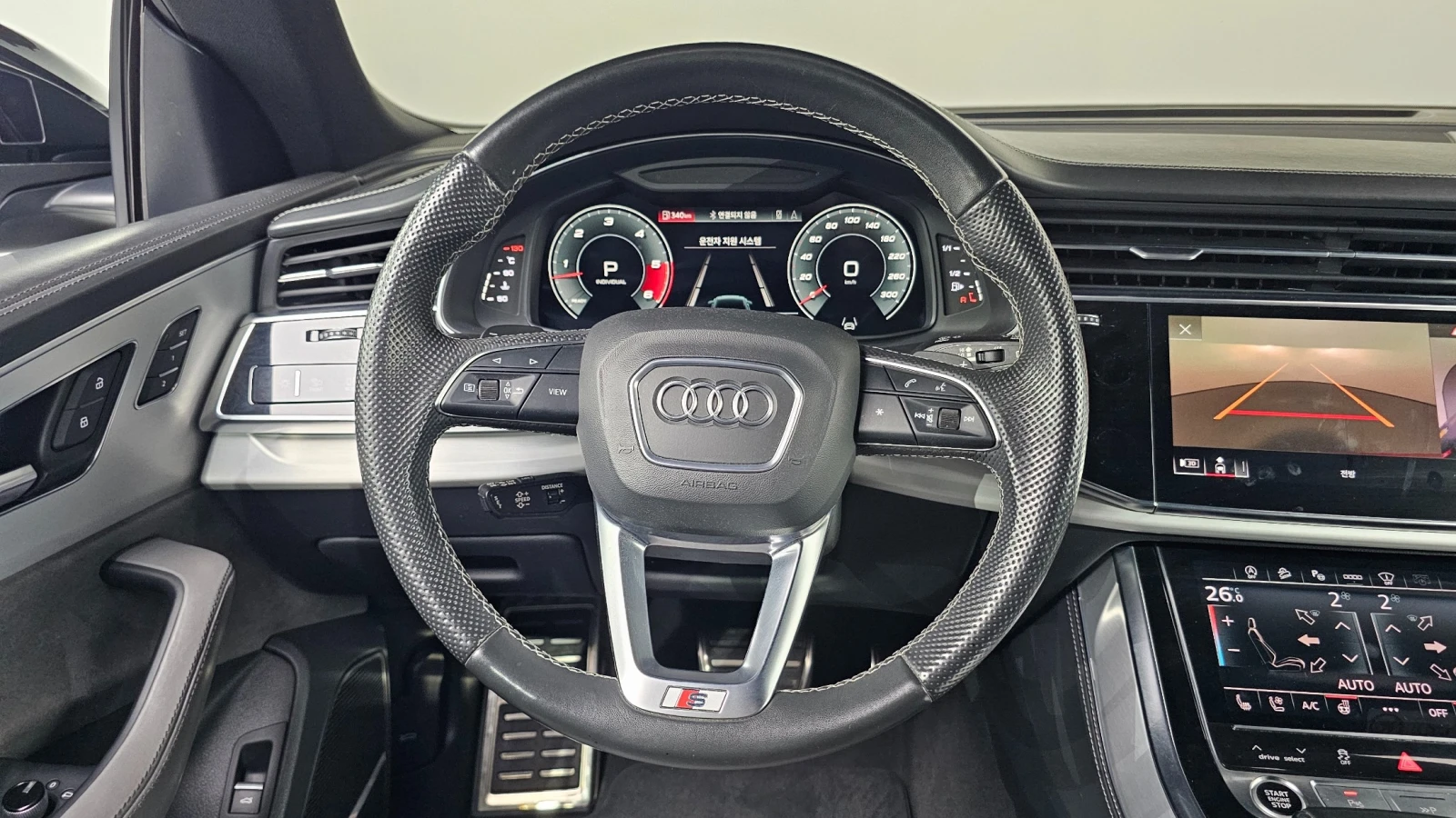 Audi Q8 50* TDI* Quattro* HeadUP* Pano* , снимка 9 - Автомобили и джипове - 55263049