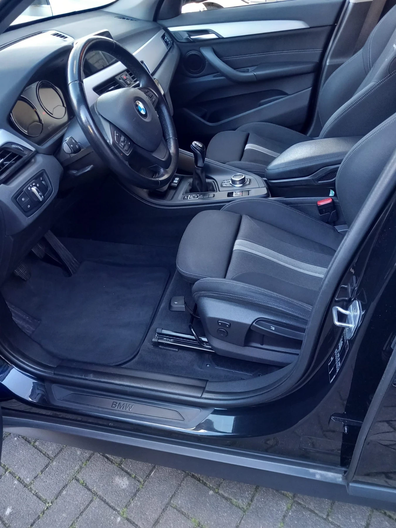 BMW X1 x1 sDrive 18i Advantage, снимка 3 - Автомобили и джипове - 55358176
