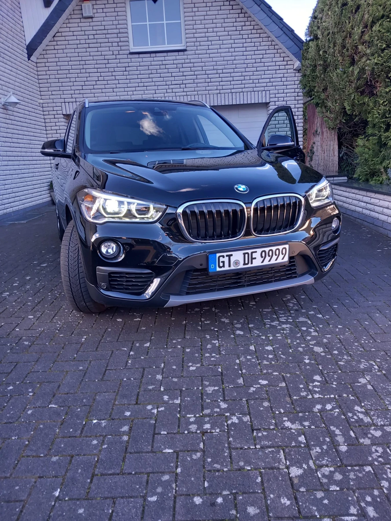BMW X1 x1 sDrive 18i Advantage, снимка 8 - Автомобили и джипове - 55358176