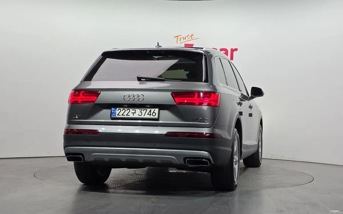 Audi Q7 35 TDI QUATTRO COMFORT, снимка 4 - Автомобили и джипове - 55505900