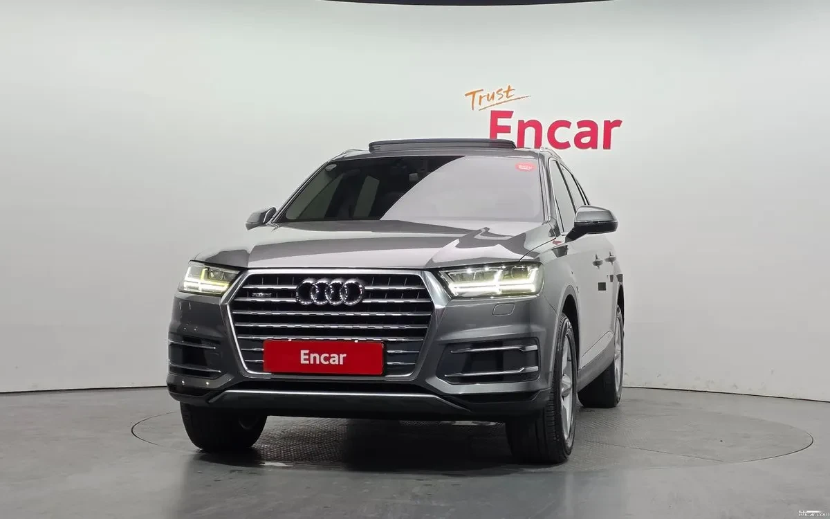 Audi Q7 35 TDI QUATTRO COMFORT, снимка 3 - Автомобили и джипове - 55505900