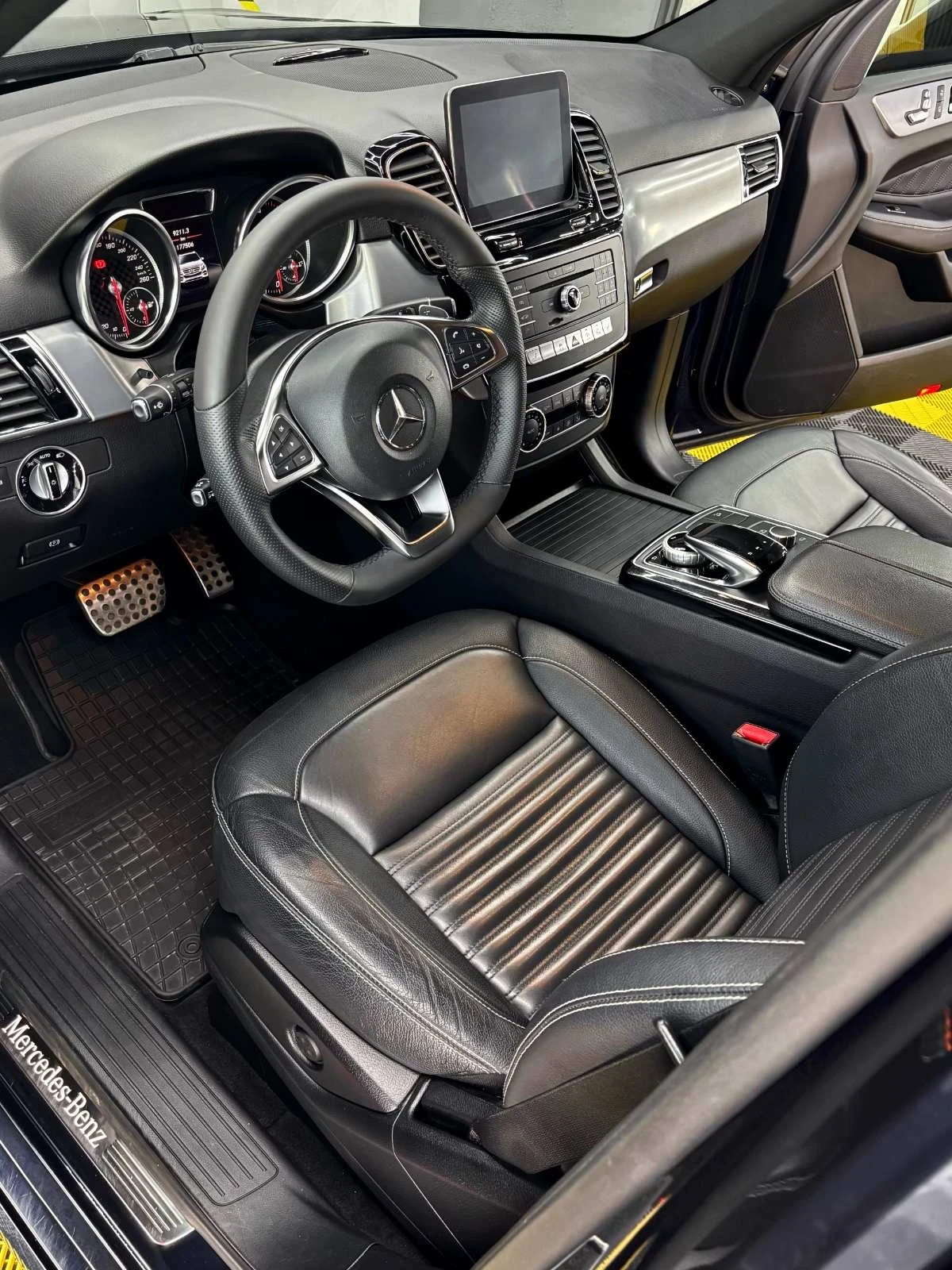 Mercedes-Benz GLE 350, снимка 3 - Автомобили и джипове - 55672186