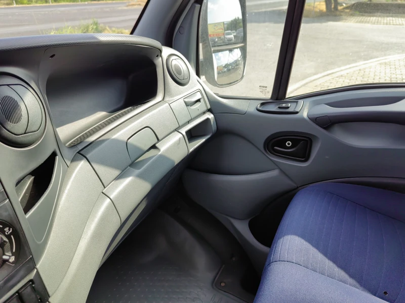 Iveco Daily 35s14 2.3 TDI, снимка 7 - Бусове и автобуси - 50828760