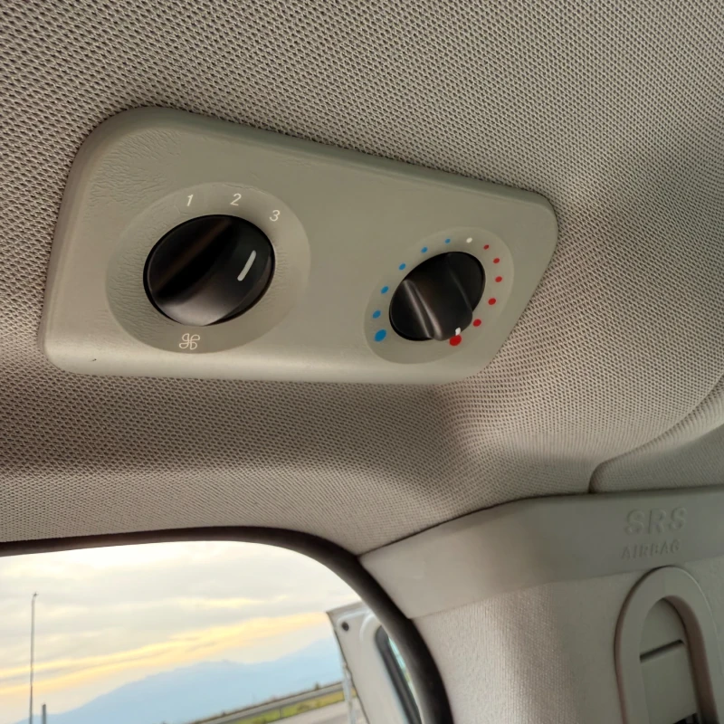 Mercedes-Benz Viano 3.0-V6-Клима-6местен, снимка 14 - Бусове и автобуси - 53044741