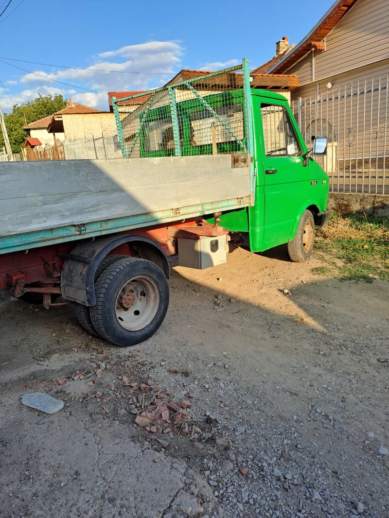 Iveco 3508 Самосвал Тристранен , снимка 4 - Камиони - 47667496