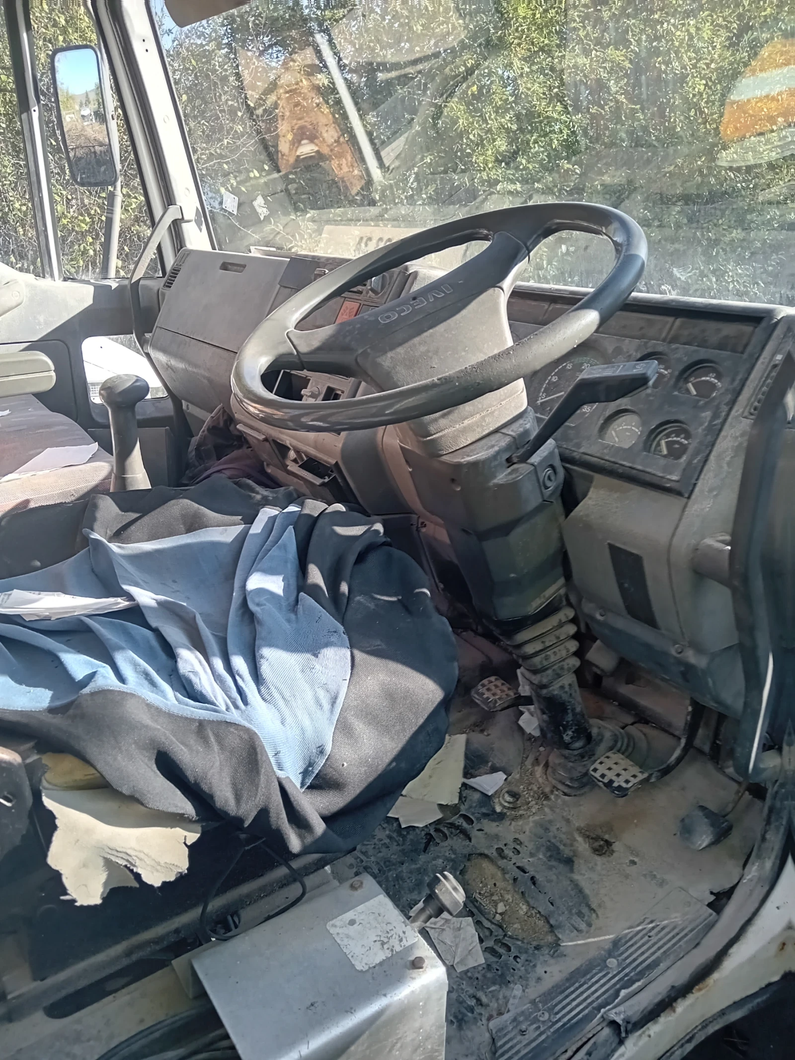 Iveco 75e15  - изображение 7