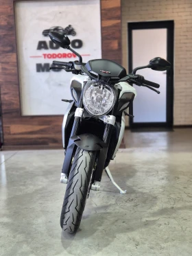 MV Agusta Brutale 800 TREPISTONI 6000км!!! ABS TC Нов внос ШВЕЙЦАРИЯ, снимка 2