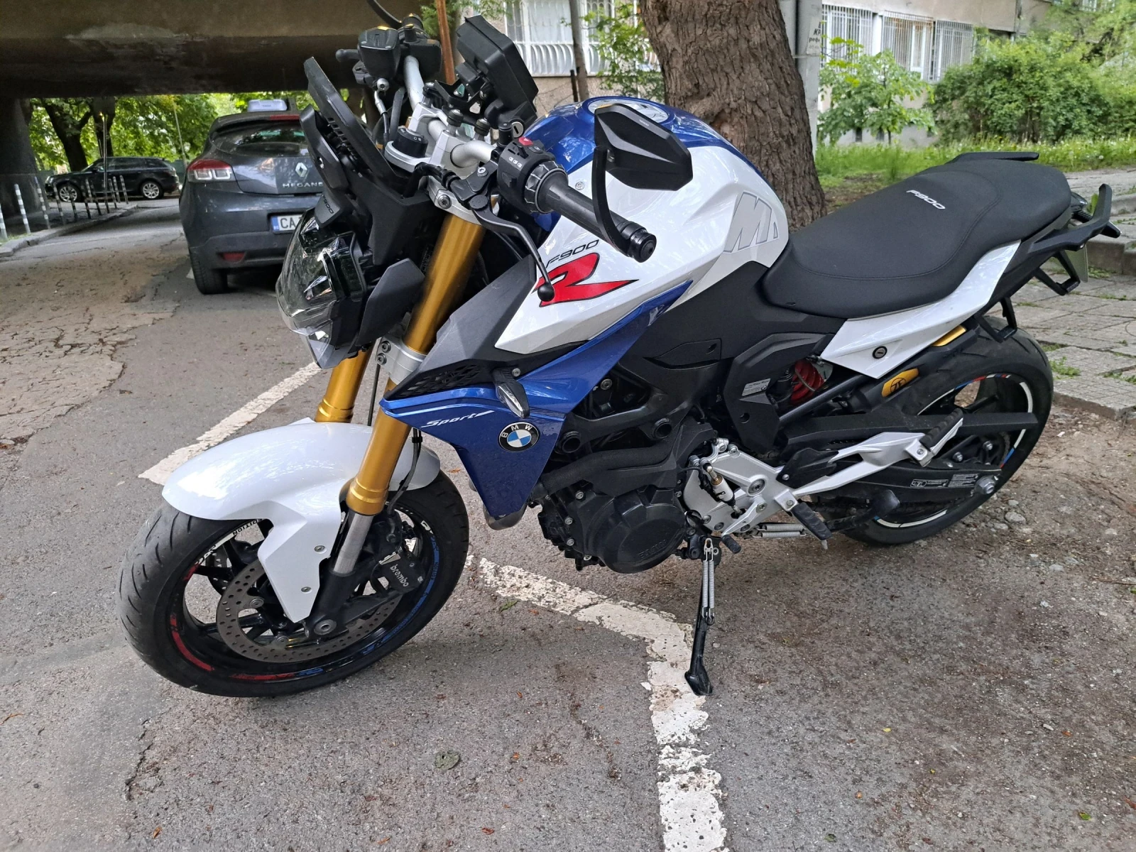 BMW F 900 R - изображение 3