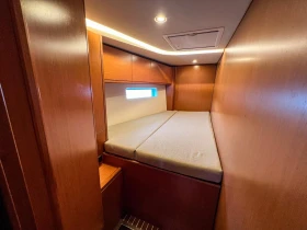 Ветроходна лодка Bavaria C57, снимка 3