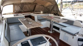 Ветроходна лодка Bavaria C57, снимка 12