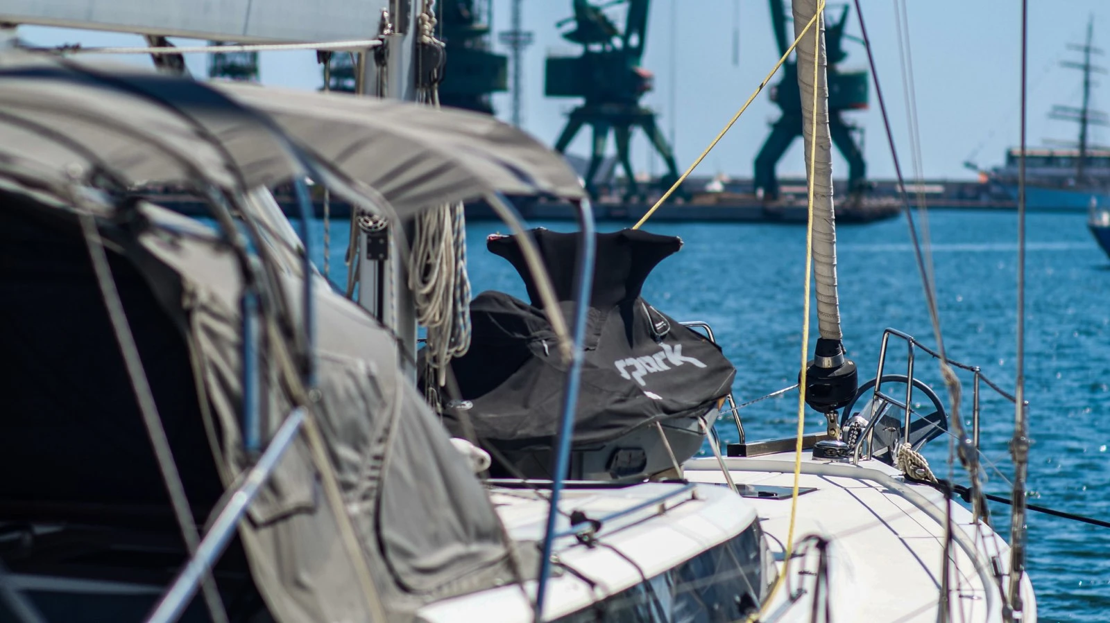 Ветроходна лодка Bavaria C57 - изображение 8