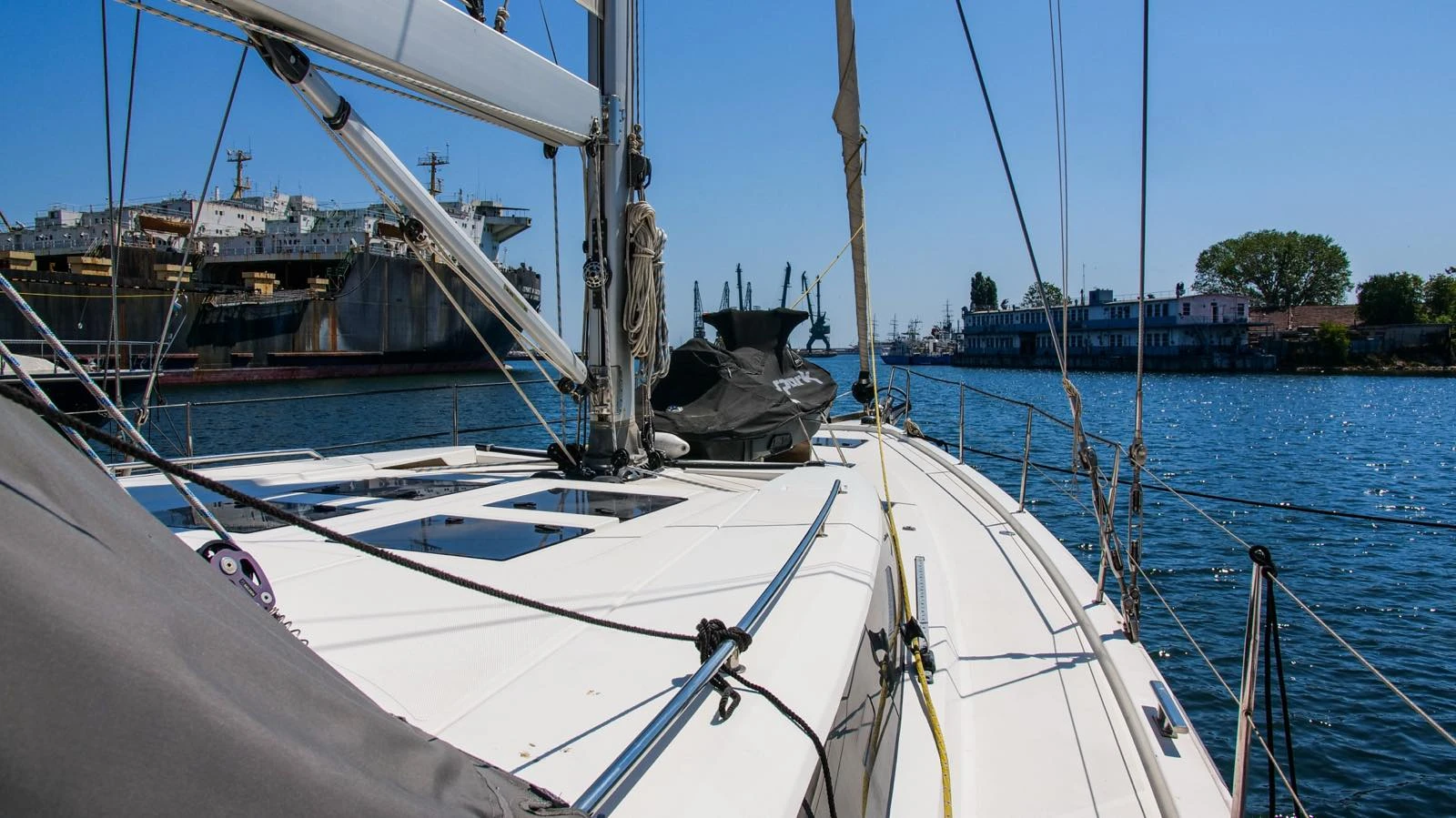   Bavaria C57 | Mobile.bg   12