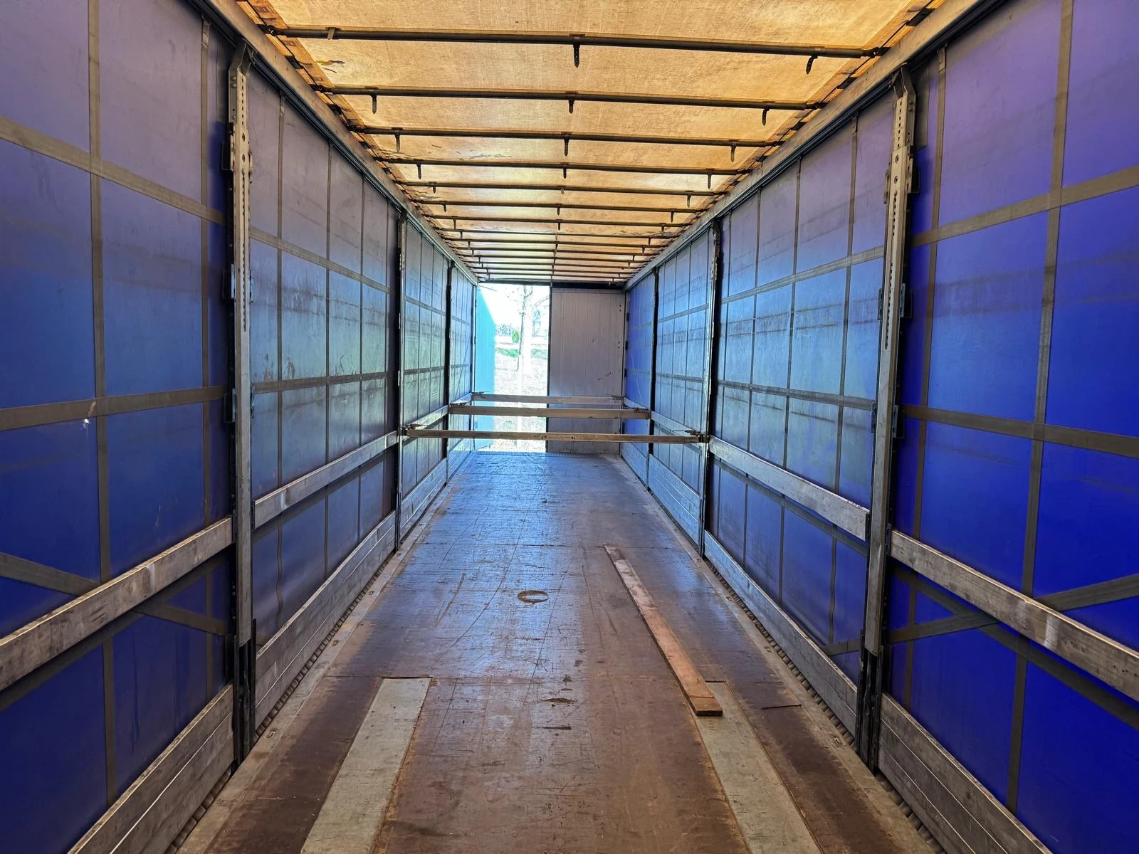  Schmitz | Mobile.bg   4