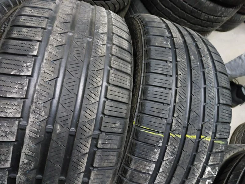 Гуми Зимни 245/40R18, снимка 3 - Гуми и джанти - 36801731