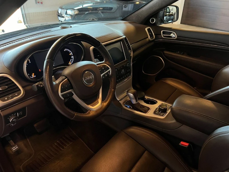 Jeep Grand cherokee 3.0CRD НА ЧАСТИ SUMMIT, снимка 4 - Автомобили и джипове - 9237161