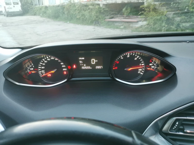 Peugeot 308 1.6 Hdi, 120к.с, ALLURE, снимка 13 - Автомобили и джипове - 46710743