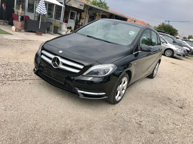 Mercedes-Benz B 200 CDi-LED-NAVi-FULL, снимка 3 - Автомобили и джипове - 46681372