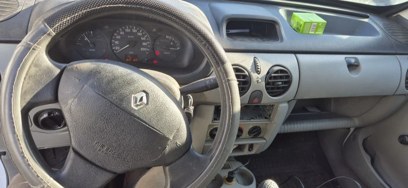 Renault Kangoo 1.9 D, снимка 7 - Автомобили и джипове - 47875230