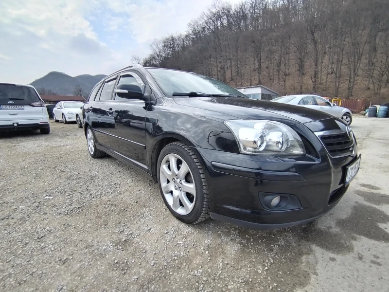 Toyota Avensis, снимка 16 - Автомобили и джипове - 49382926