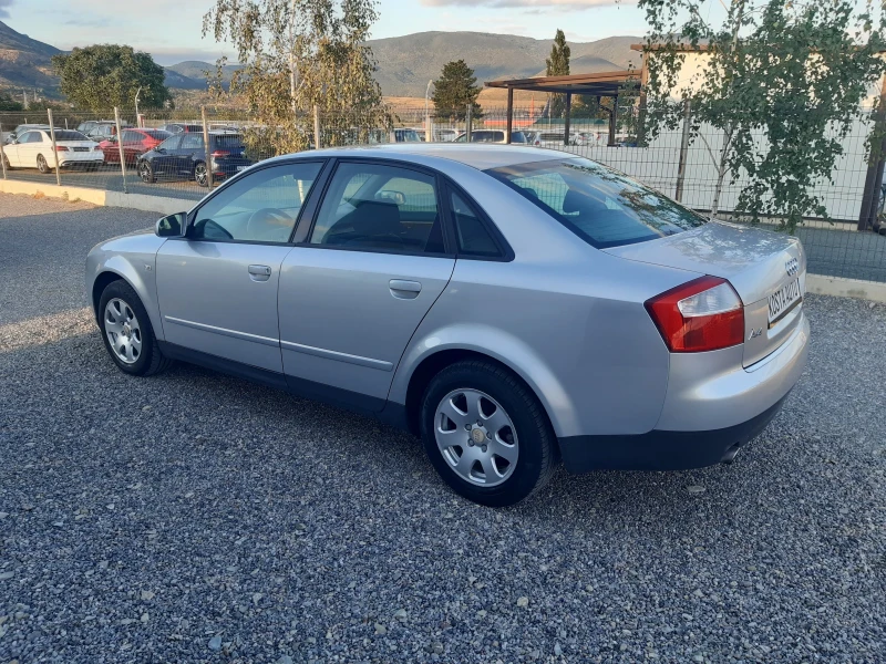 Audi A4 КАТО НОВ, снимка 6 - Автомобили и джипове - 49744735