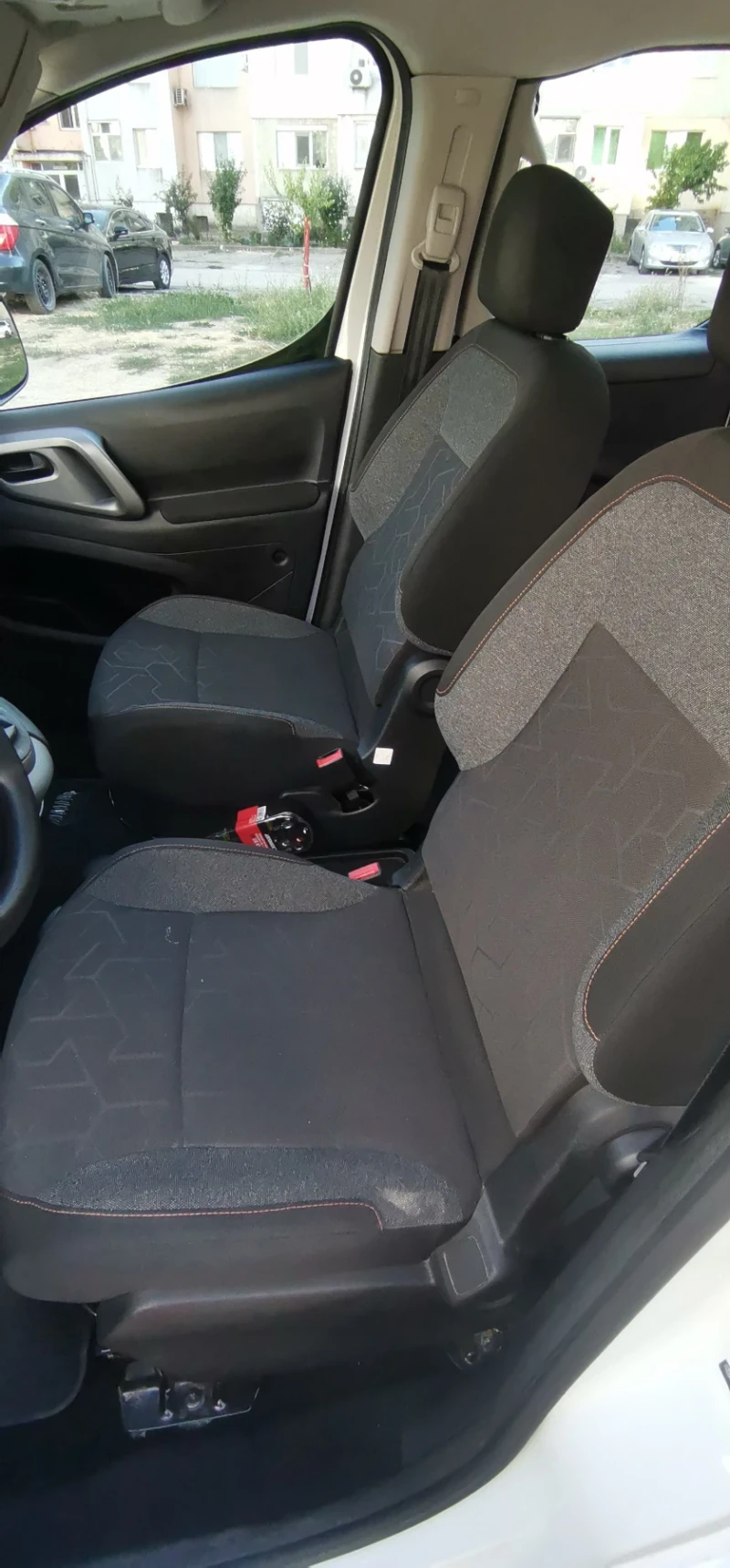 Peugeot Partner, снимка 7 - Автомобили и джипове - 51618430