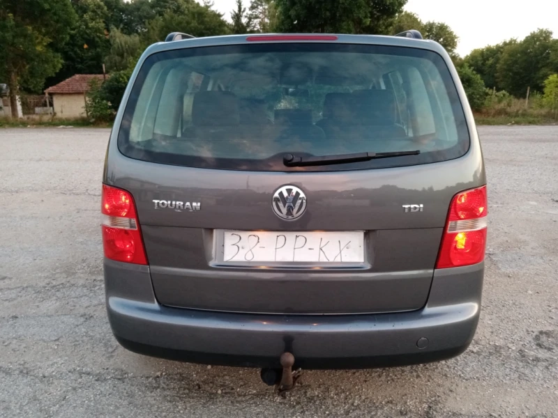VW Touran 1.9 TDI 105kc., снимка 7 - Автомобили и джипове - 51697984