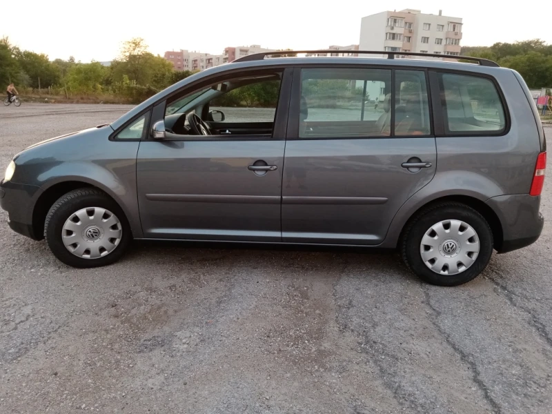 VW Touran 1.9 TDI 105kc., снимка 5 - Автомобили и джипове - 51697984