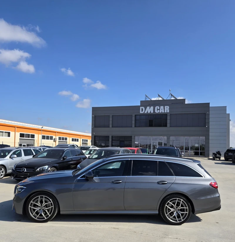 Mercedes-Benz E 220 AMG-53 PAKET* 4X4* TOP* TOP* TOP, снимка 3 - Автомобили и джипове - 52085735