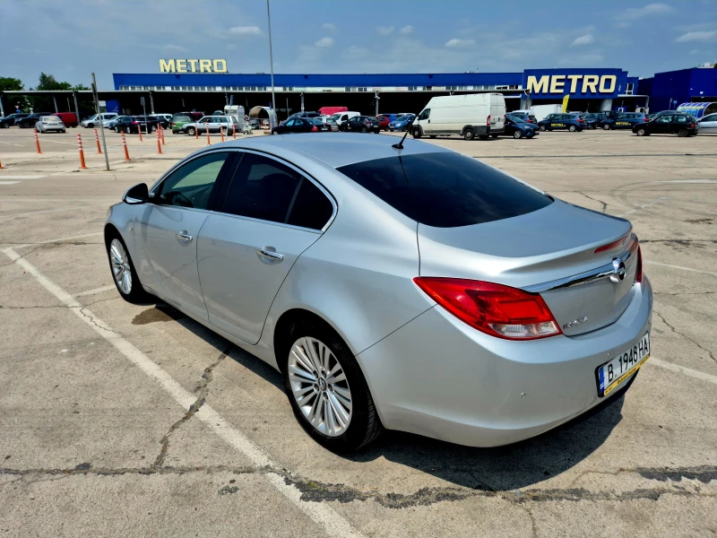 Opel Insignia 2.0 CDTI, снимка 8 - Автомобили и джипове - 52262727