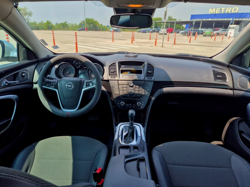 Opel Insignia 2.0 CDTI, снимка 11 - Автомобили и джипове - 52262727