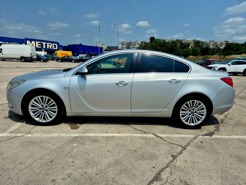 Opel Insignia 2.0 CDTI, снимка 2 - Автомобили и джипове - 52262727