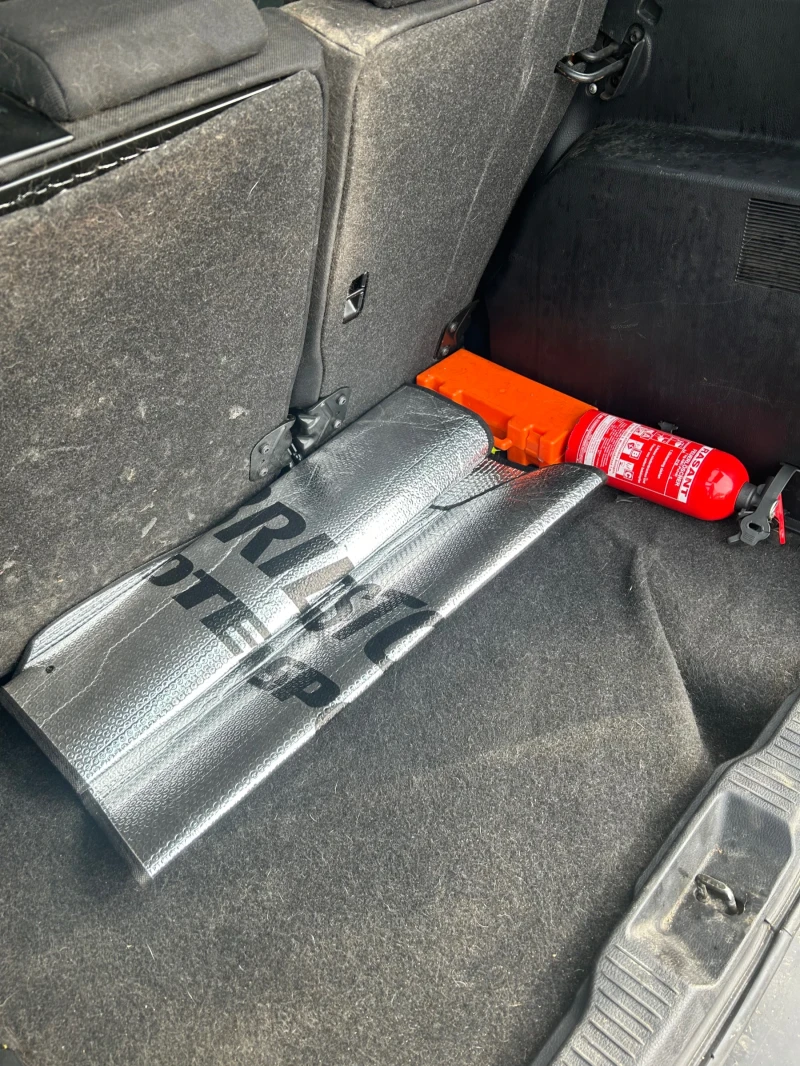 Mazda 2, снимка 9 - Автомобили и джипове - 52631033