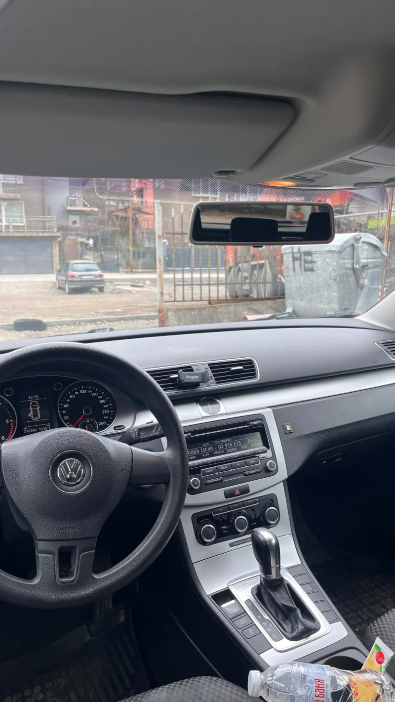 VW Passat 2.0 TDI, снимка 9 - Автомобили и джипове - 52663833