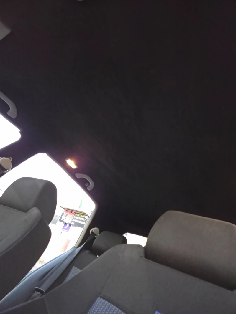 VW Golf 1.9 TDI, снимка 8 - Автомобили и джипове - 52805208