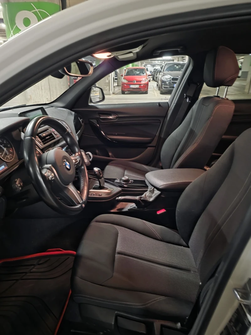 BMW 120 BMW 120d xDrive Sport Line | 190 к.с. | Автомат | , снимка 11 - Автомобили и джипове - 53224306