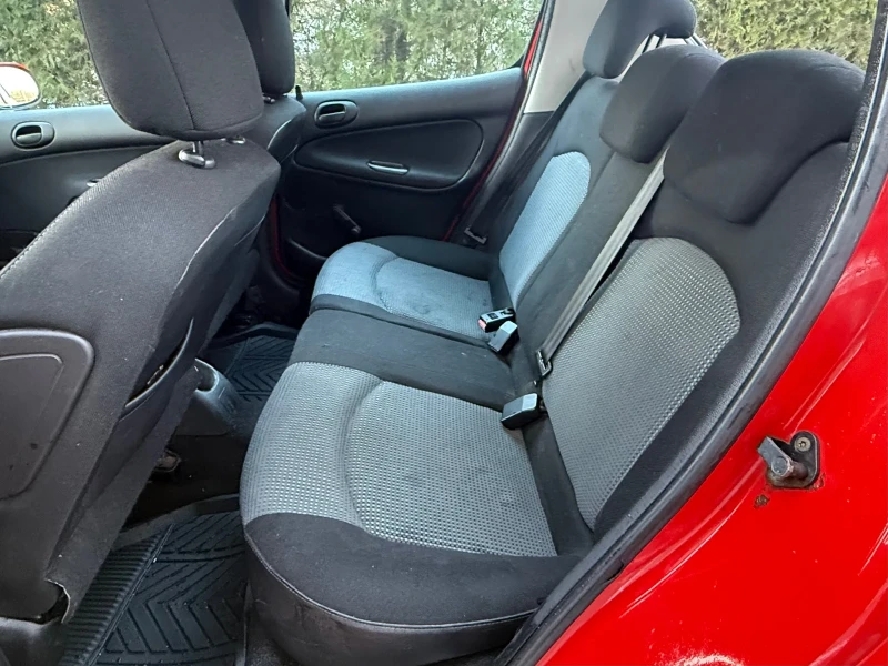 Peugeot 206 1.4 hdi 2004г., снимка 8 - Автомобили и джипове - 53341808