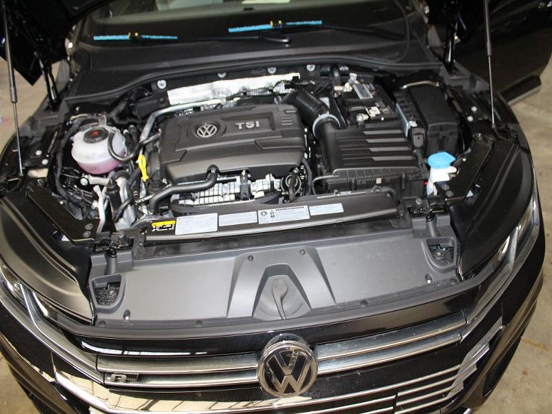VW Arteon 2.0 TFSI 4motion R-LINE, снимка 2 - Автомобили и джипове - 27348288